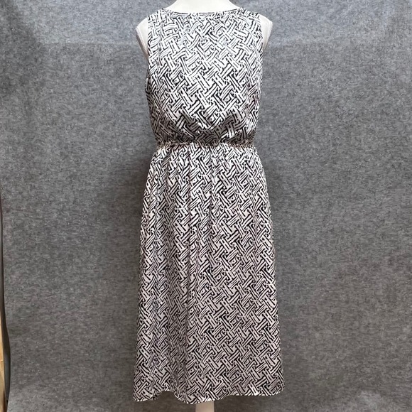 The Limited Dresses & Skirts - The Limited Black White Geometric Abstract Sleeveless Midi Dress Size M
